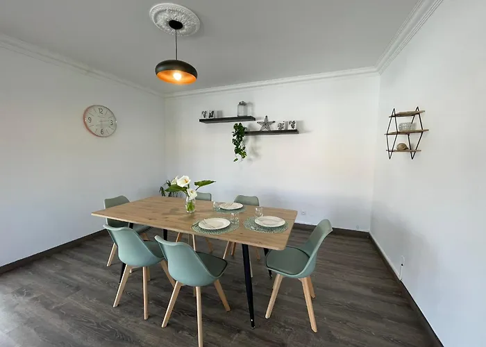 アパート Monstera & Yucca House アングラ・ド・エロイーズモ